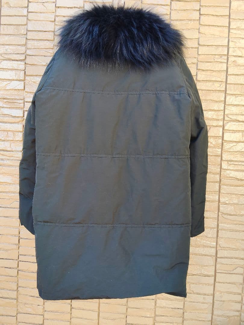 MONCLER　ファー付き黒ロングダウンジャケット