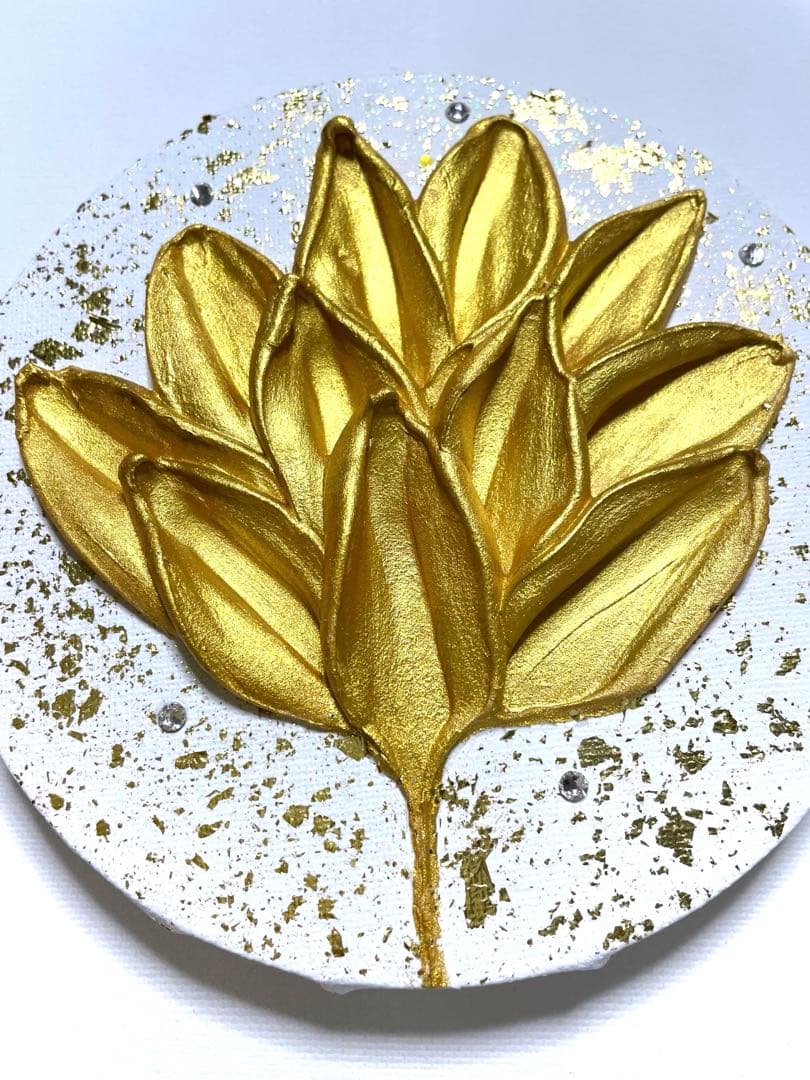 開運絵画　蓮の花　黄金の蓮の花　神の化身　蝶々　白龍様からのメッセージ絵画