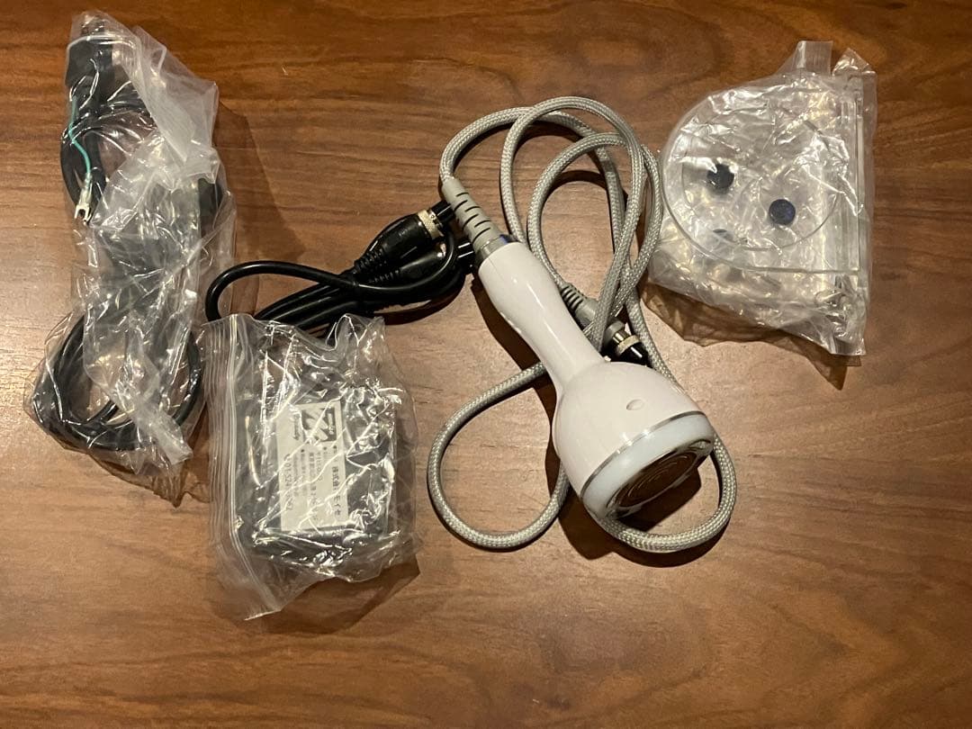 日本製キャビテーションラジオ波CAVI-R ONE