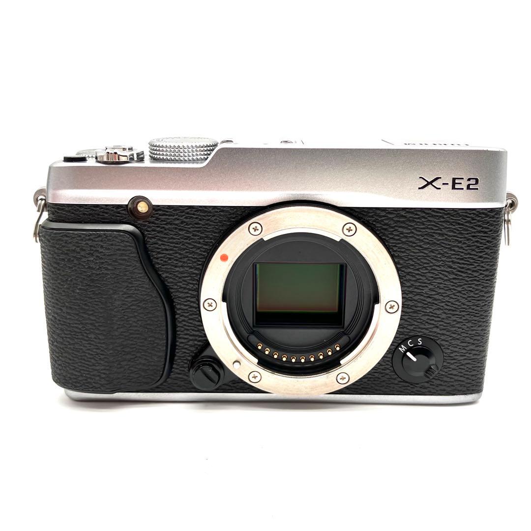 FUJIFILM X-E2 シルバー　ボディ