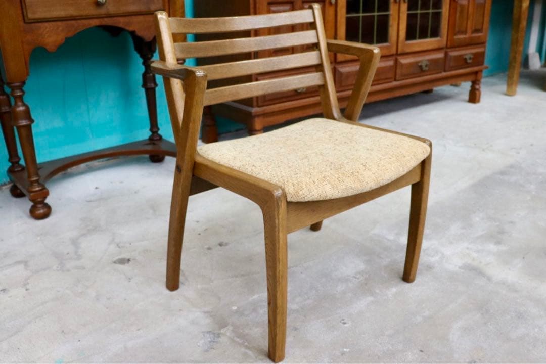 GMIH77A○昭和レトロ 北欧スタイル ヴィンテージ ダイニングチェア サイド