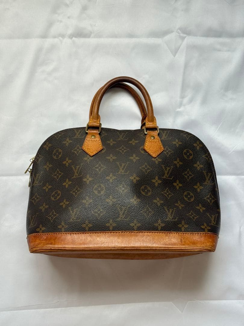 Louis Vuitton モノグラム アルマ　中古品