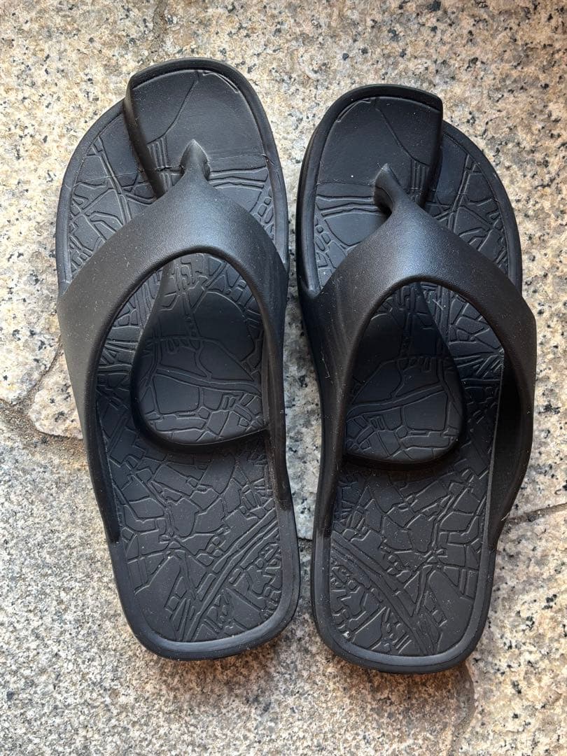 【値下げ中】RACBAKI ブラック サンダル 27cm