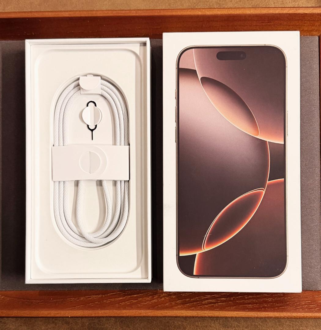 【美品】iPhone 16 Pro Max 1TB SIMフリー　100%