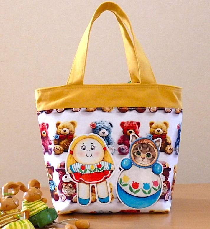 可愛い紙袋型トートバッグとお子様コスメポーチ他4点のおまとめ