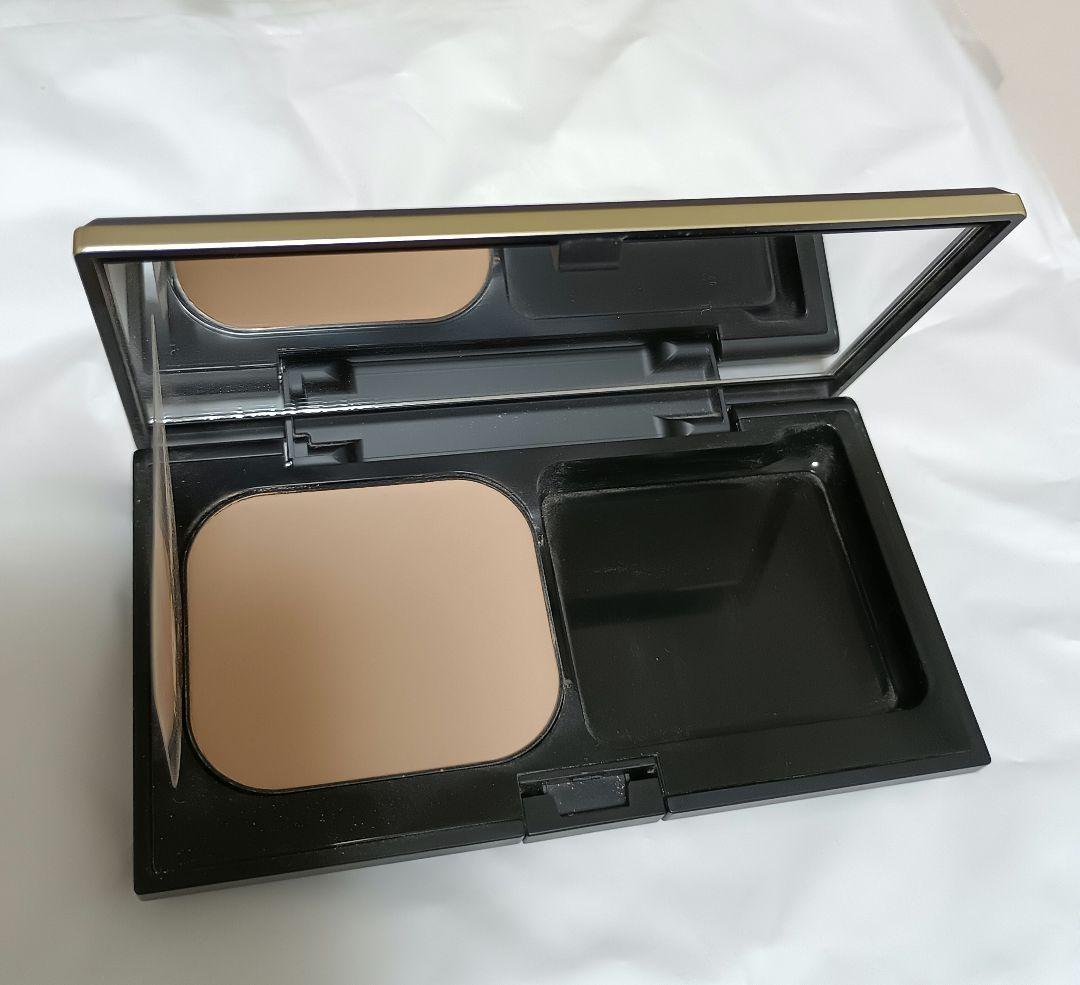 エクシア【ラディグロウファンデーション_NA201】