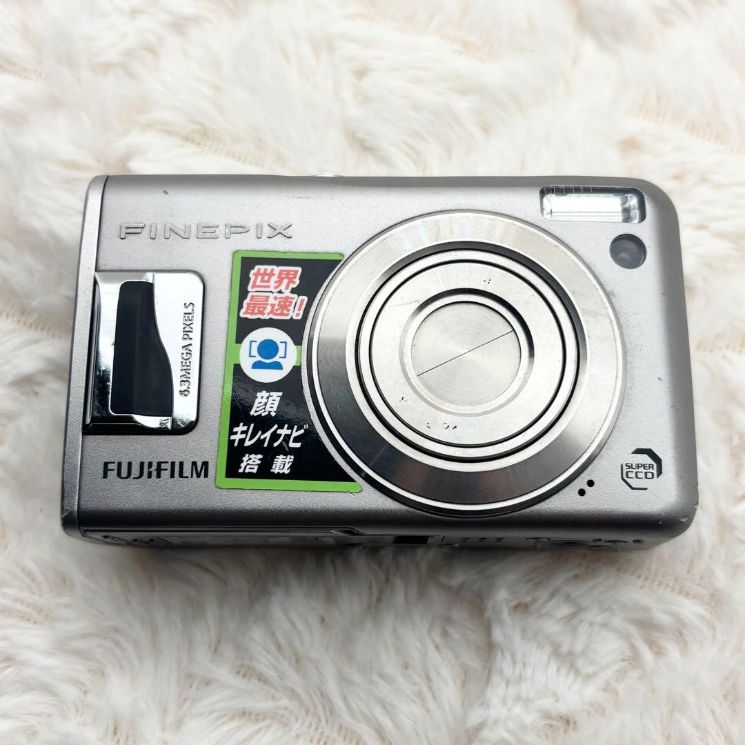 FUJIFILM FinePix F31fd シルバー 動作確認済み