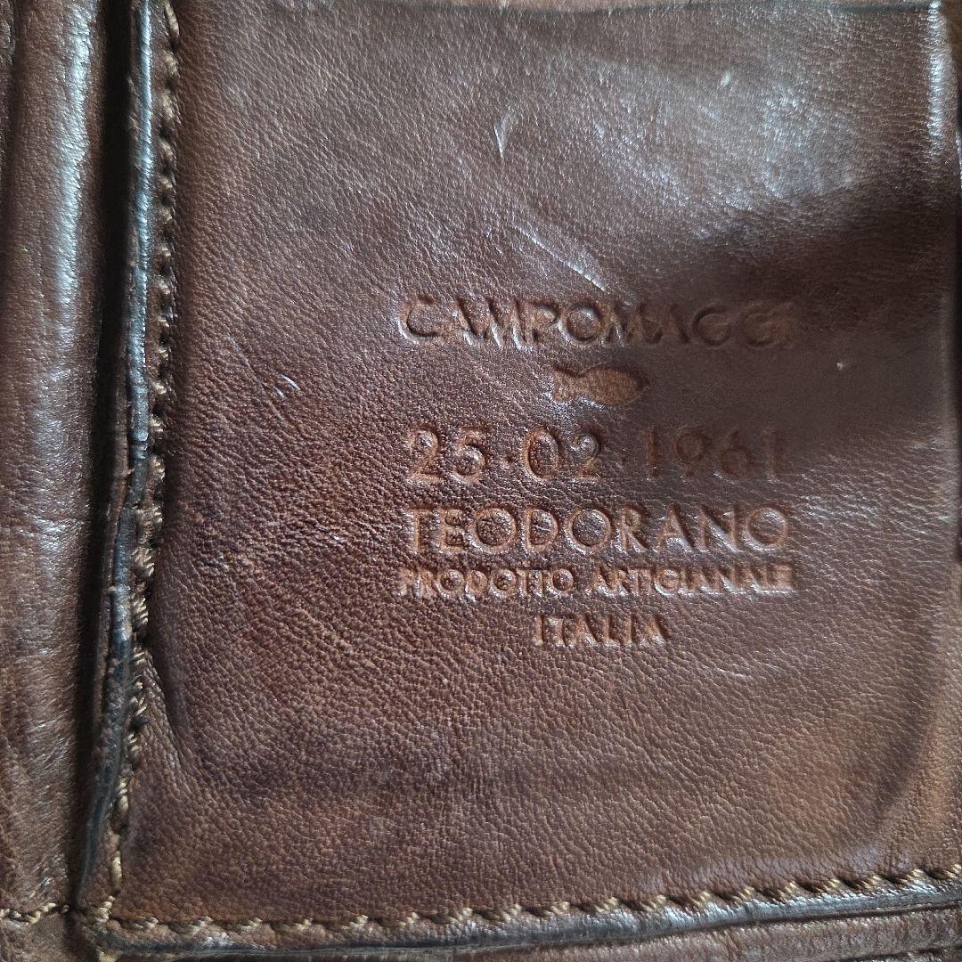 CAMPOMAGGI　二つ折り革財布　スタッズ　イタリア製