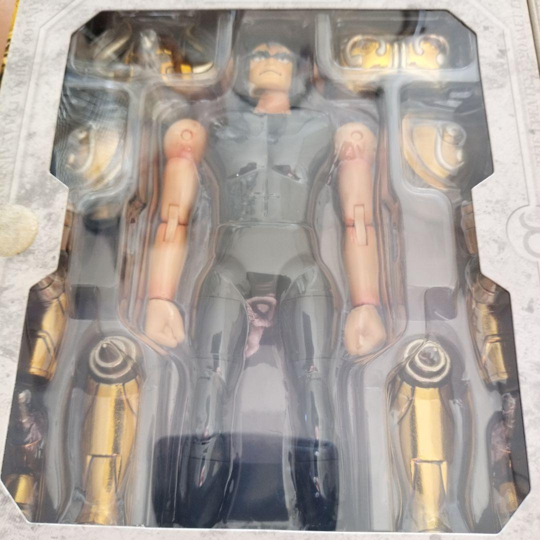 聖闘士星矢 タウラスアルデバラン