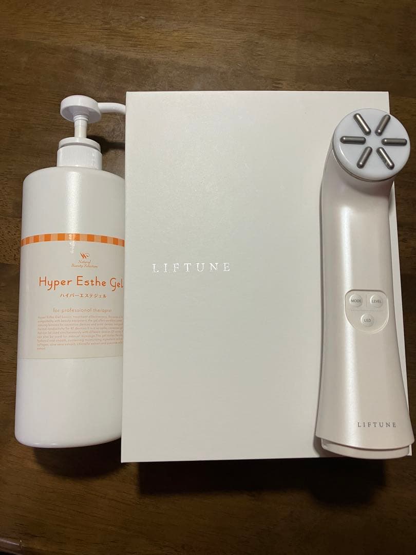 リフチューン　家庭美顔器