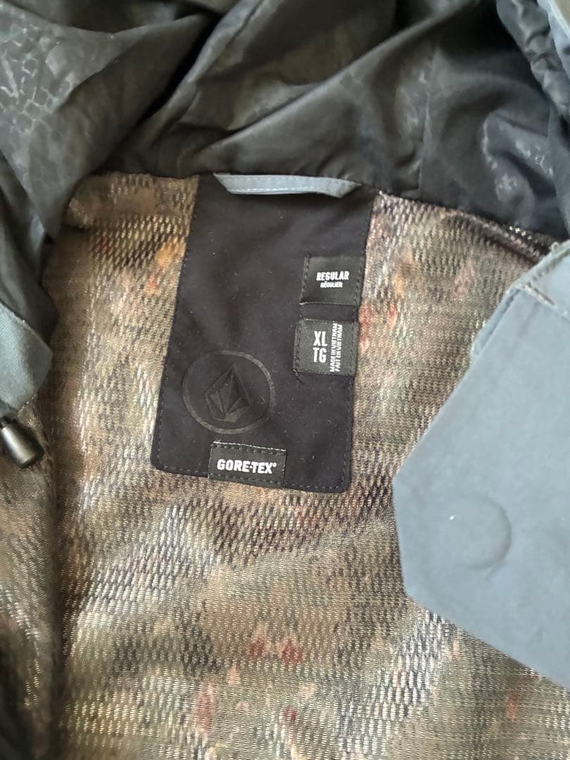 volcom スノーボードウェア　GORE-TEX XL