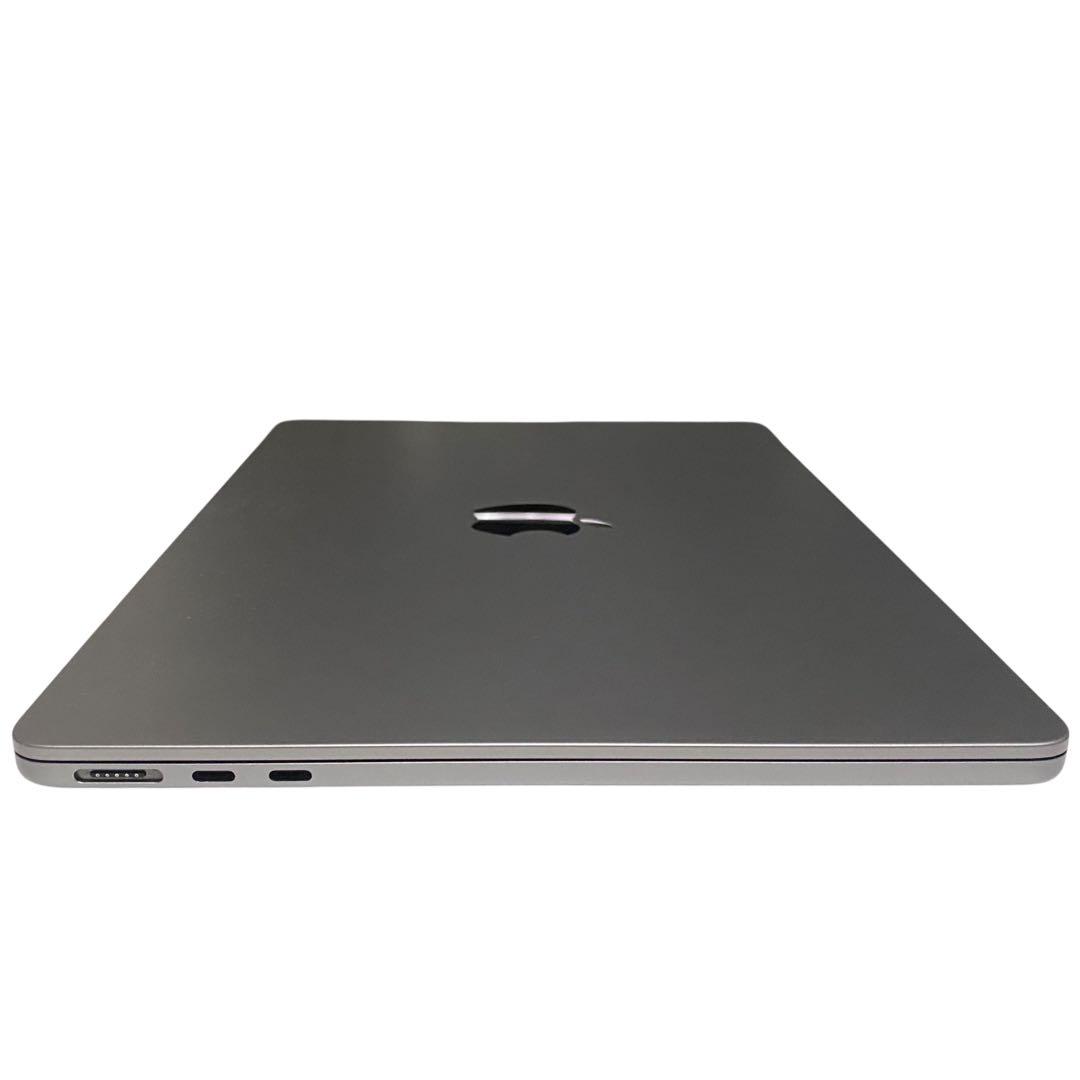 【売り切り/美品】Apple MacBook Air M2（2022年モデル）