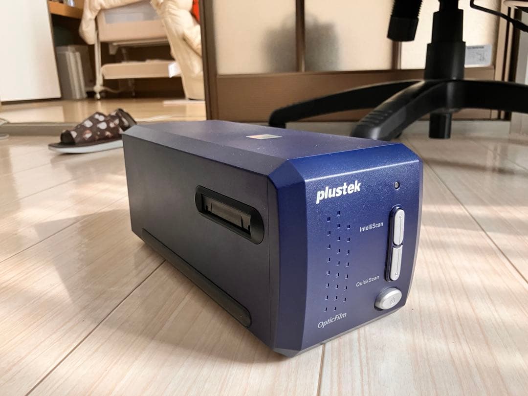 Plustek OpticFilm 8100 フィルムスキャナー