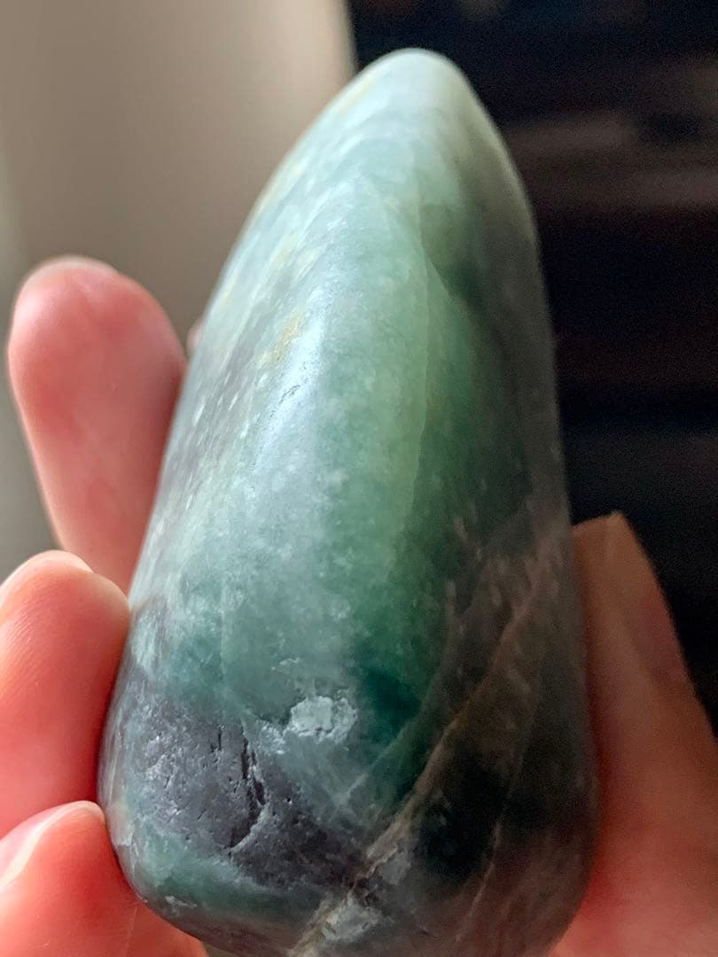 糸魚川ひすい極上の海石　翡翠　原石　翡翠　鉱物標本　コン沢　水石　根付　青翡翠