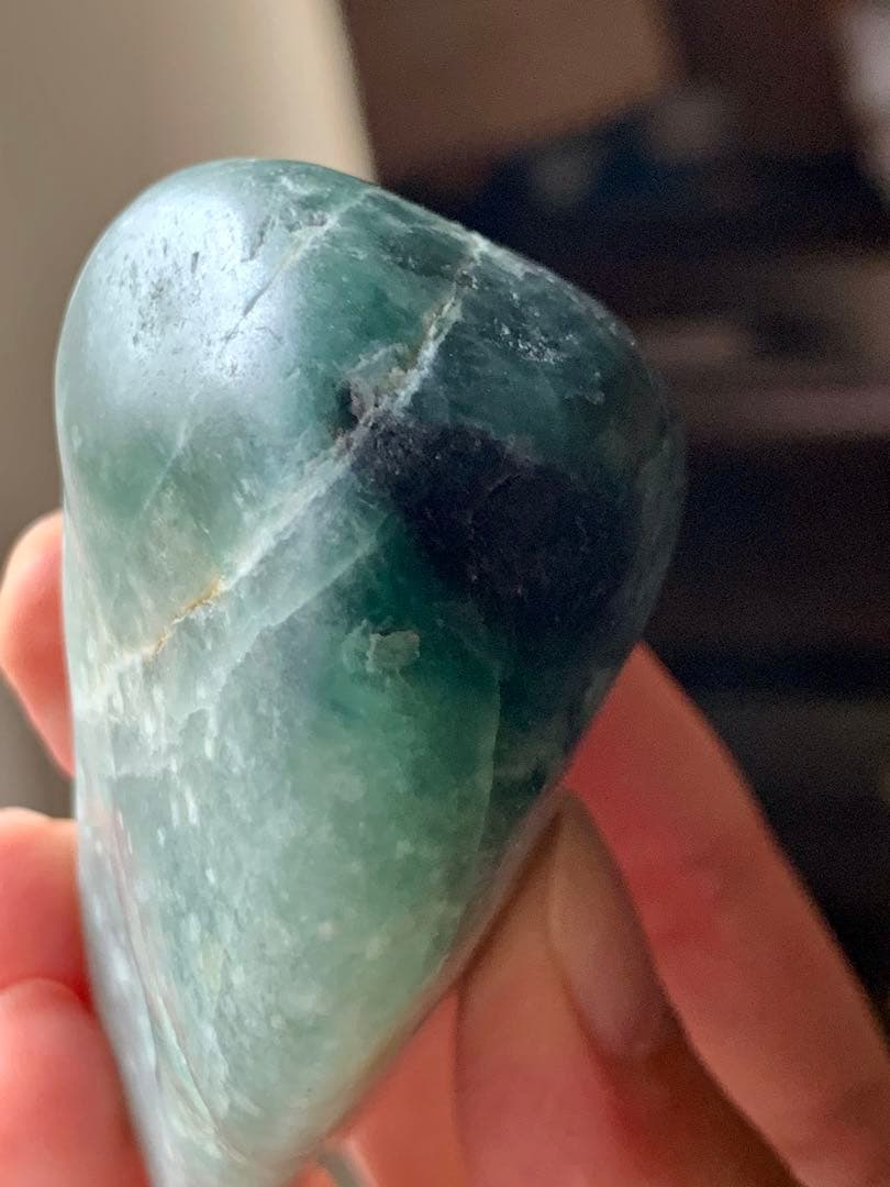 糸魚川ひすい極上の海石　翡翠　原石　翡翠　鉱物標本　コン沢　水石　根付　青翡翠