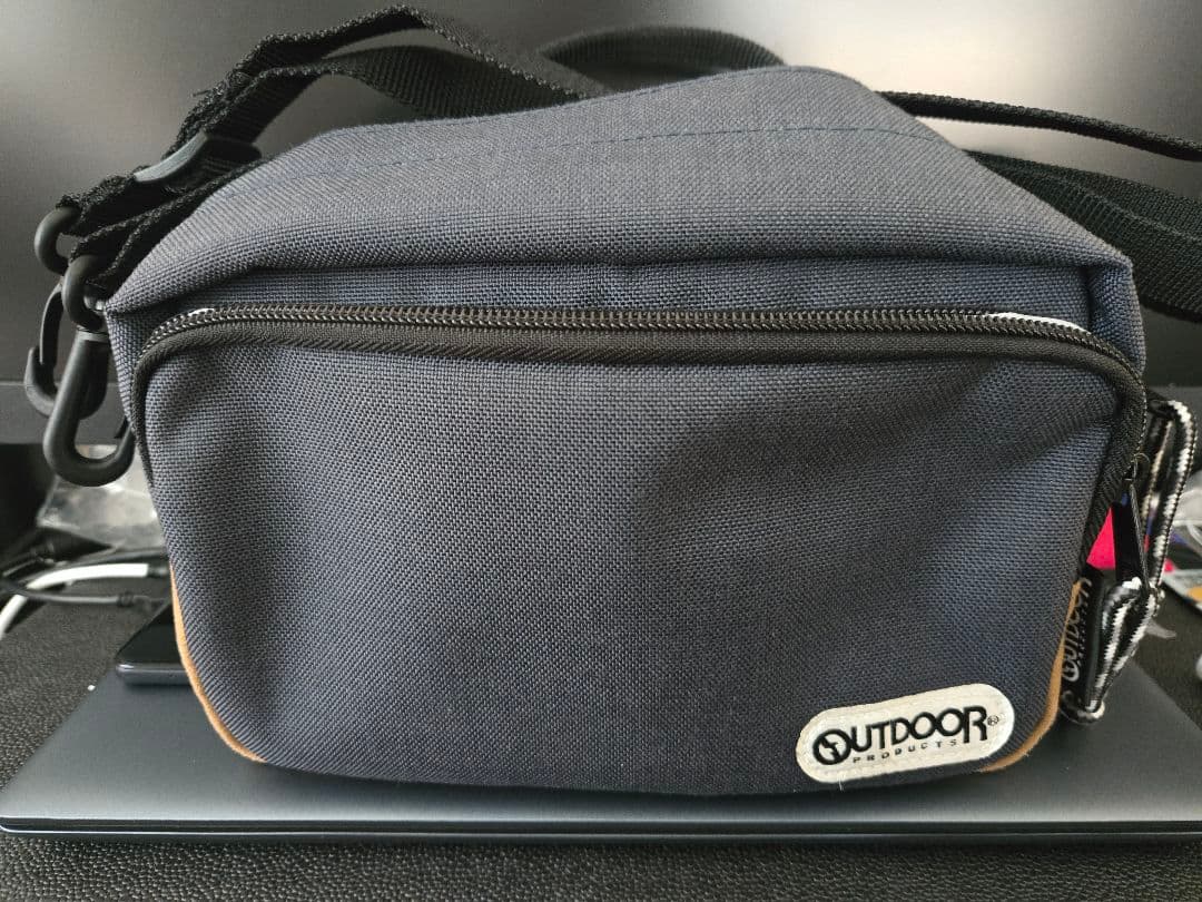 Nikon COOLPIX B700 レッド　動作確認済み