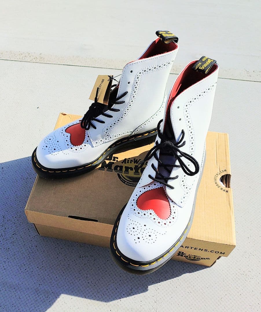 Y*o様 ✨今日だけ価格✨●Dr. Martens ハートデザイン ワークブーツ