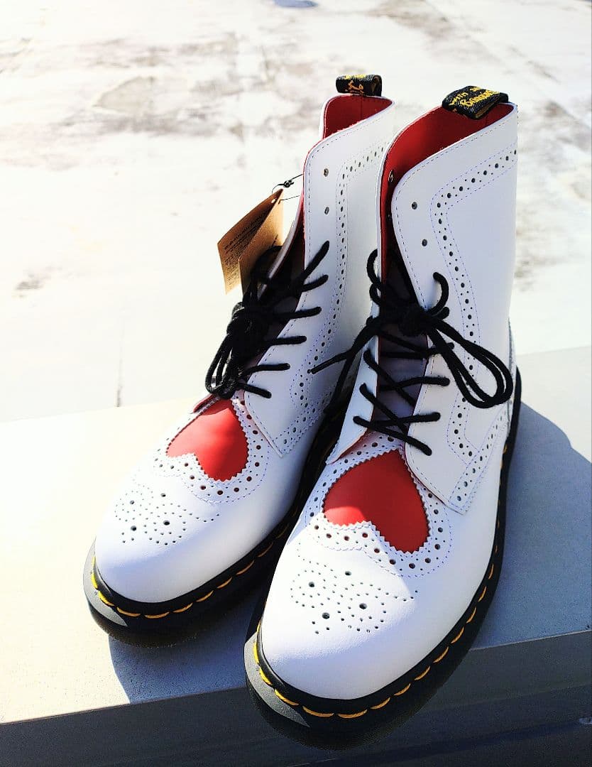 Y*o様 ✨今日だけ価格✨●Dr. Martens ハートデザイン ワークブーツ