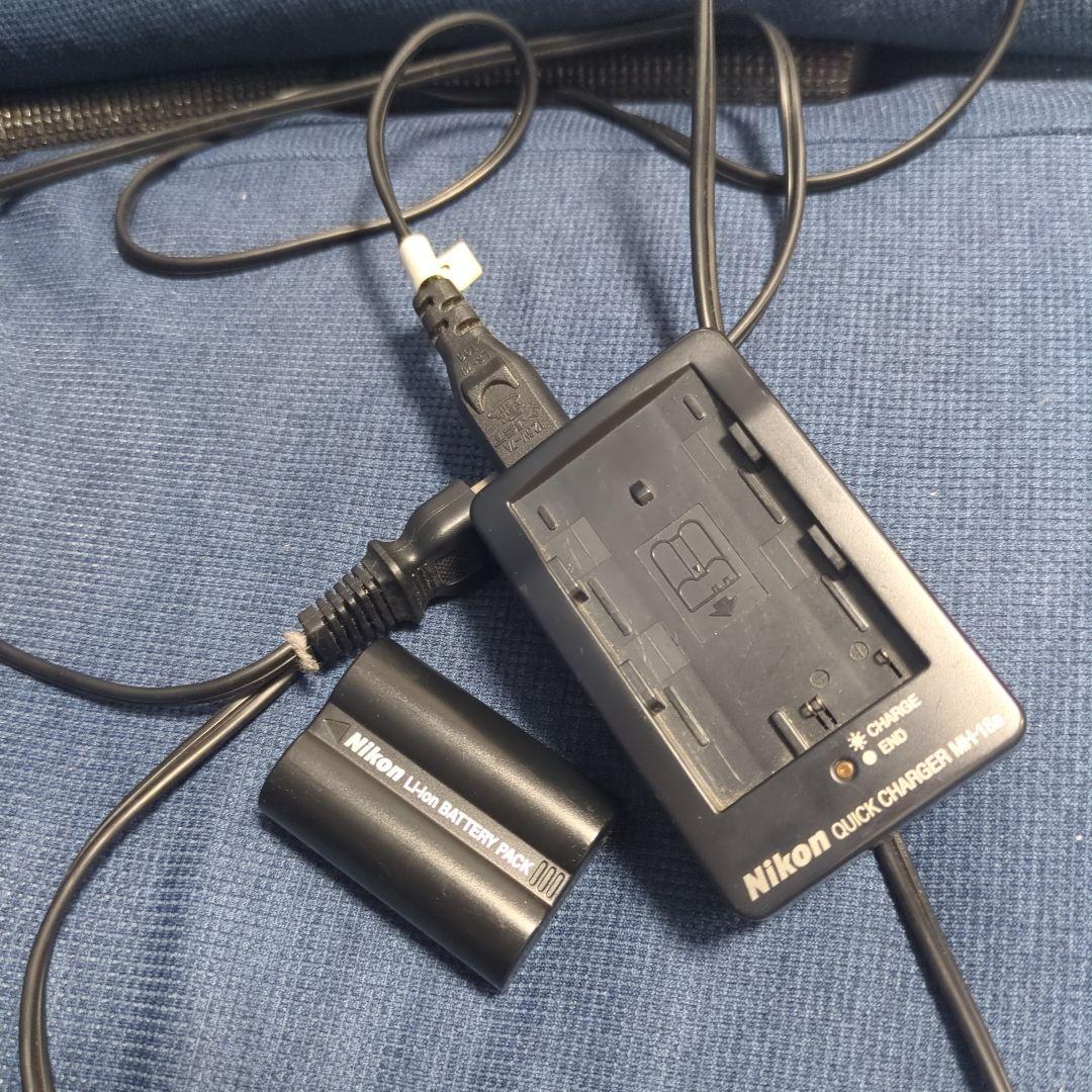 Nikon D50 デジタル一眼レフカメラセット (本体、純正レンズ3本他)