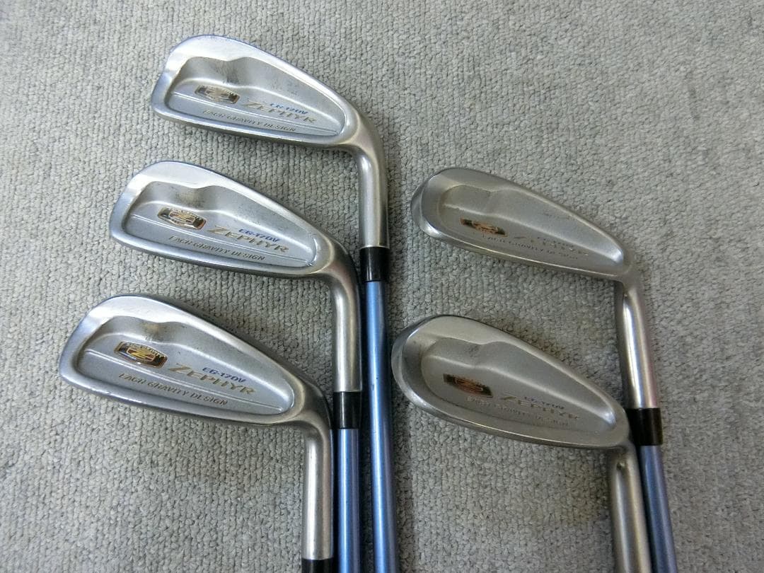 b702 ★初心者必見★ ミズノレディースゴルフクラブ９本セット