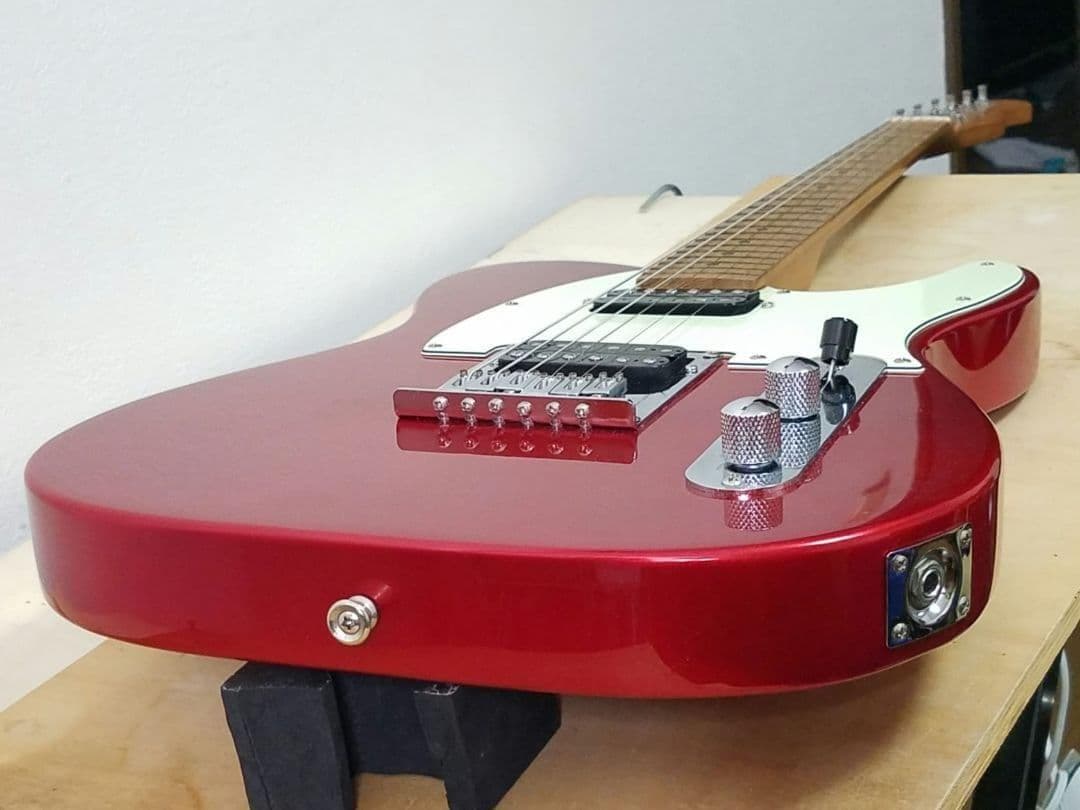 バッカス テレキャスタータイプ 2ハム 赤 ユニバースシリーズ