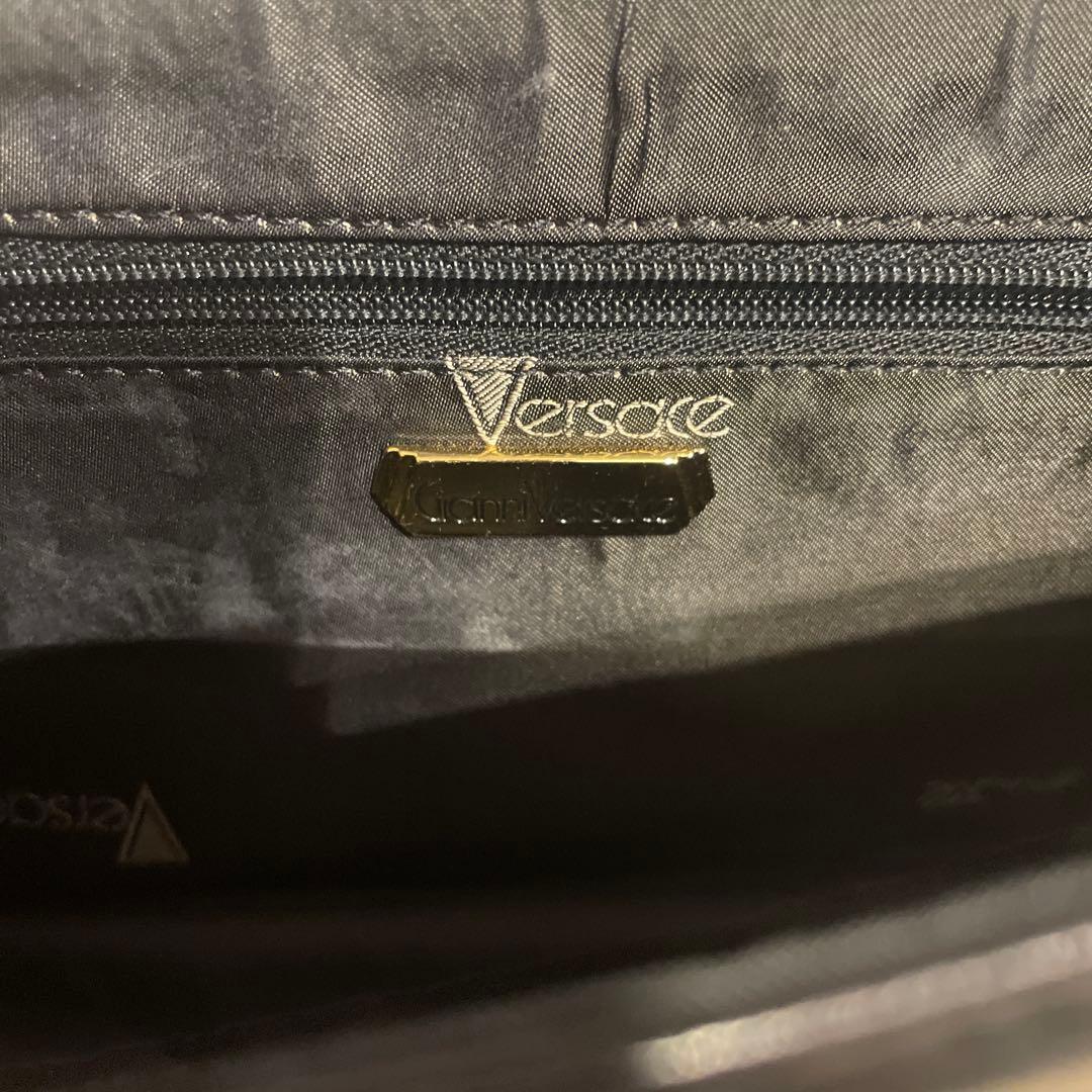 美品❣️ジャンニベルサーチェ　ラムレザーショルダーバック