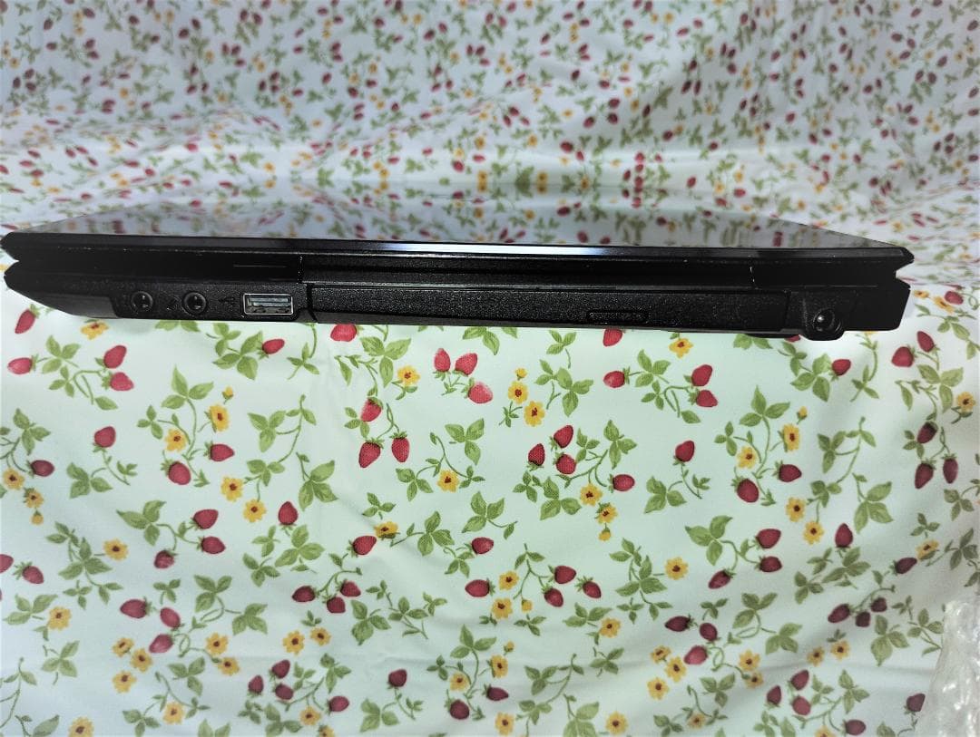 富士通　LIFEBOOK　AH45/M　Core i3　OFFICE