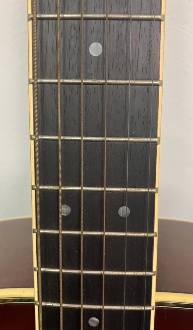 Yamaha　DW-8 VRS アコースティックギターとケースセット