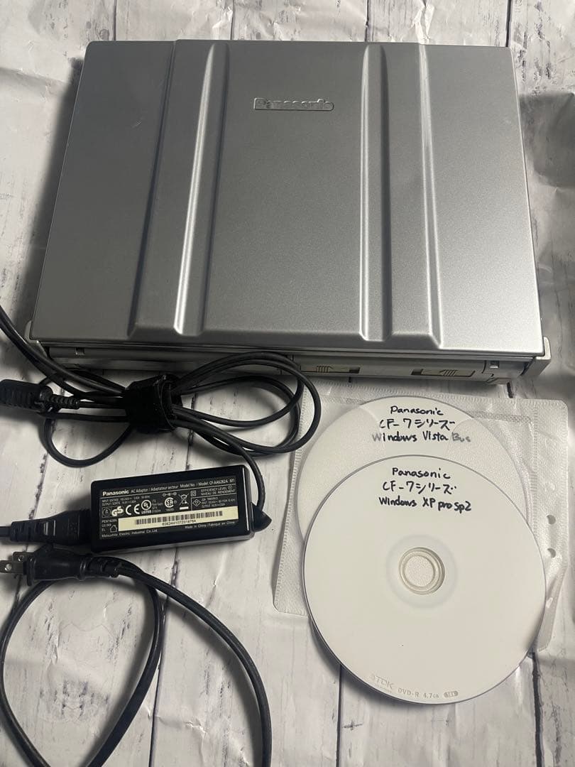 レッツノート T7 メモリ2GB増設XP/Vistaディスク付 画面黄ばみ縦線