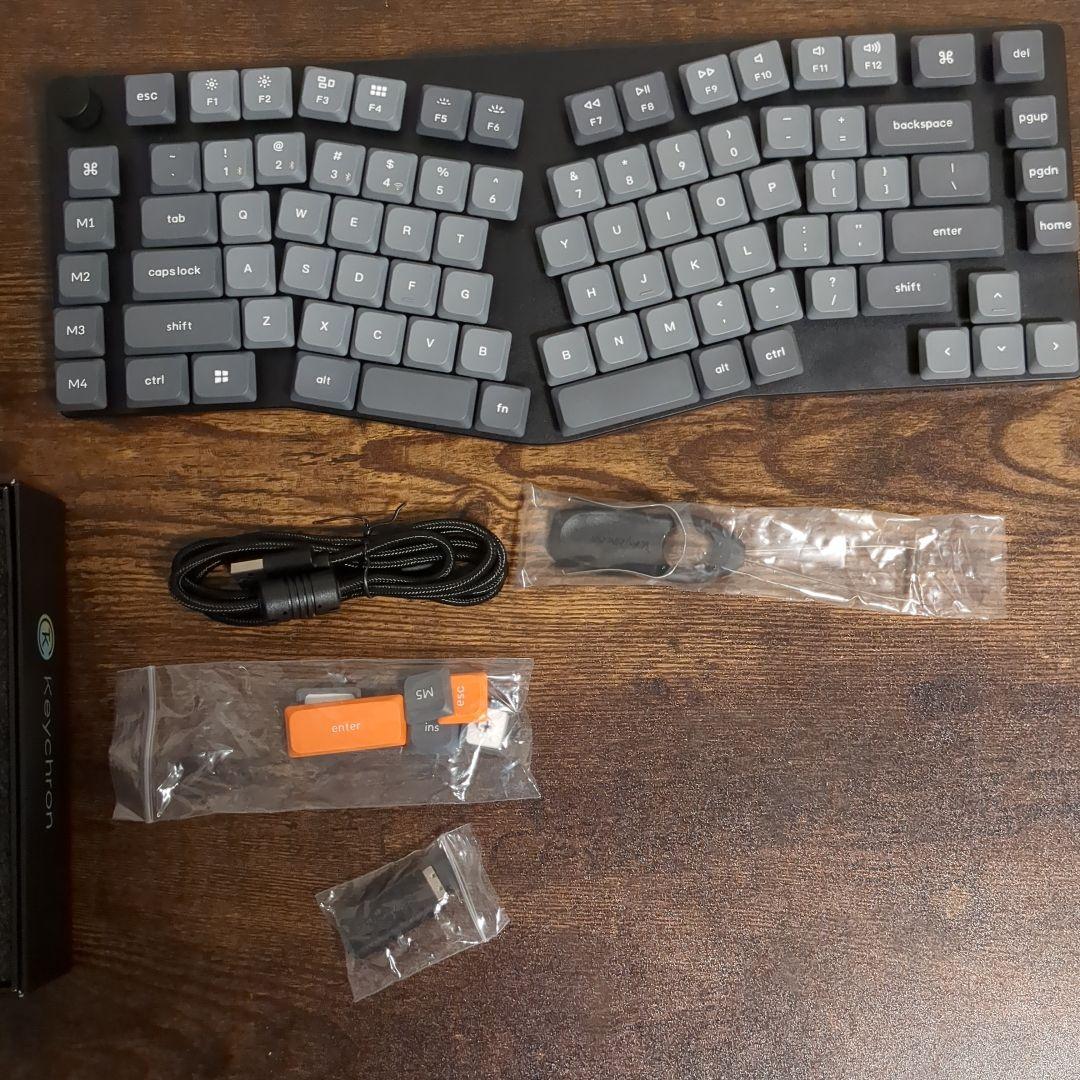 新品同様 Keychron K15 Max RGB ホットスワップ対応　茶軸