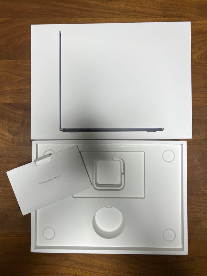 美品❗️MacBook Air 2022 M2チップ　ミッドナイト