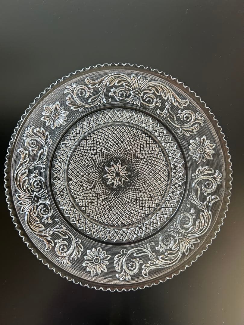 バカラ✴︎アラベスク✴︎プレート✴︎24㎝