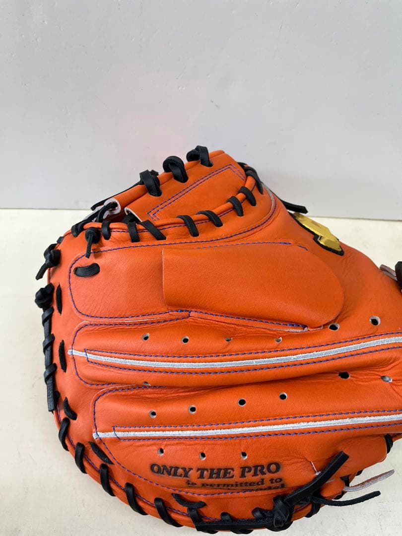 新品未使用　ハタケヤマ　硬式キャッチャーミット　M8型　Vオレンジ