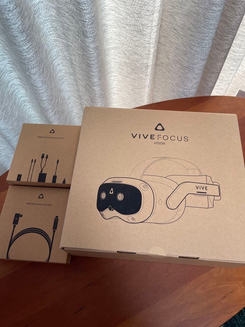 美品 VRヘッドセット HTC VIVE FocusVision ストリーミング
