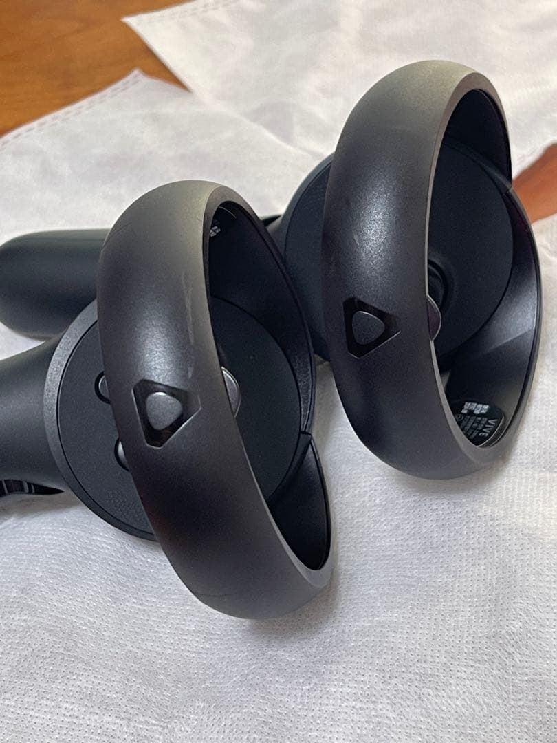 美品 VRヘッドセット HTC VIVE FocusVision ストリーミング