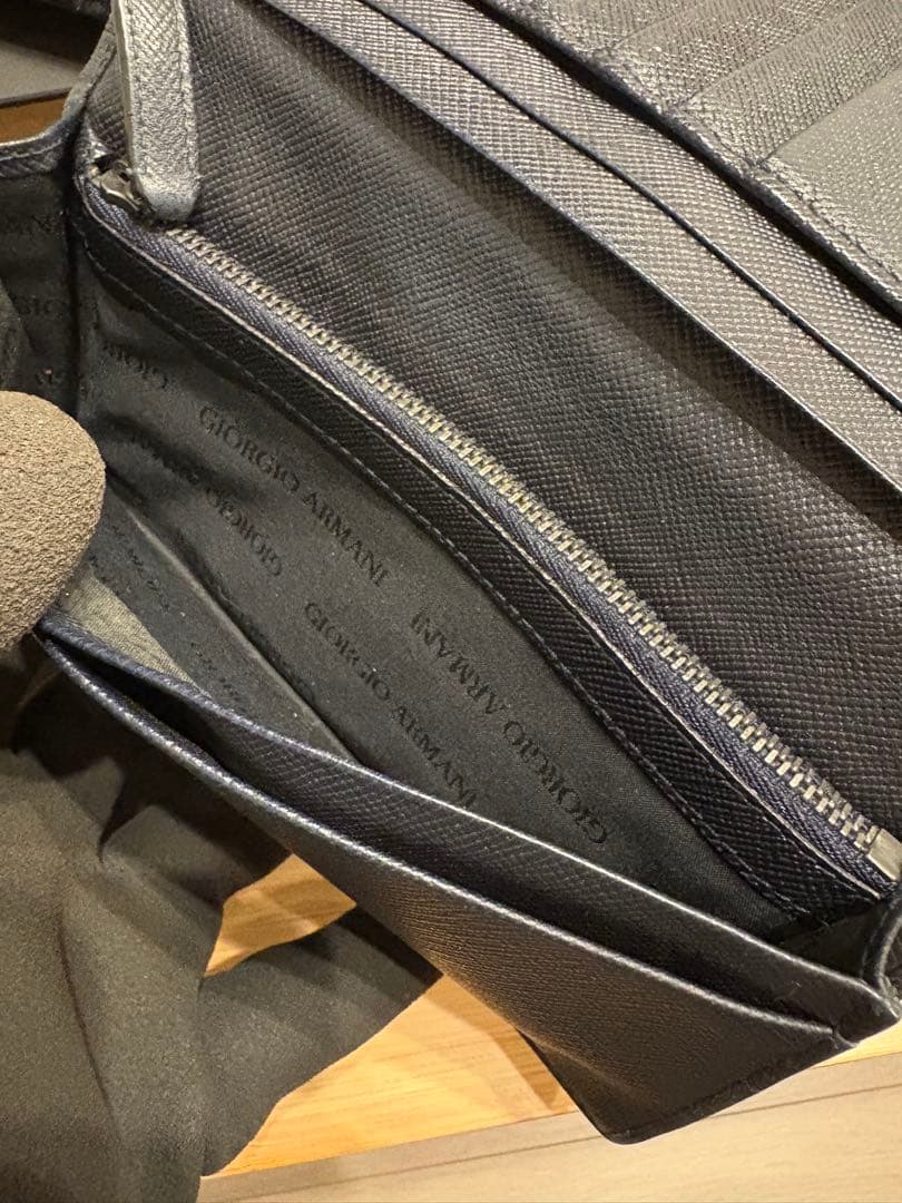 【箱付き】Giorgio Armani ブラック 長財布　ジョルジオアルマーニ