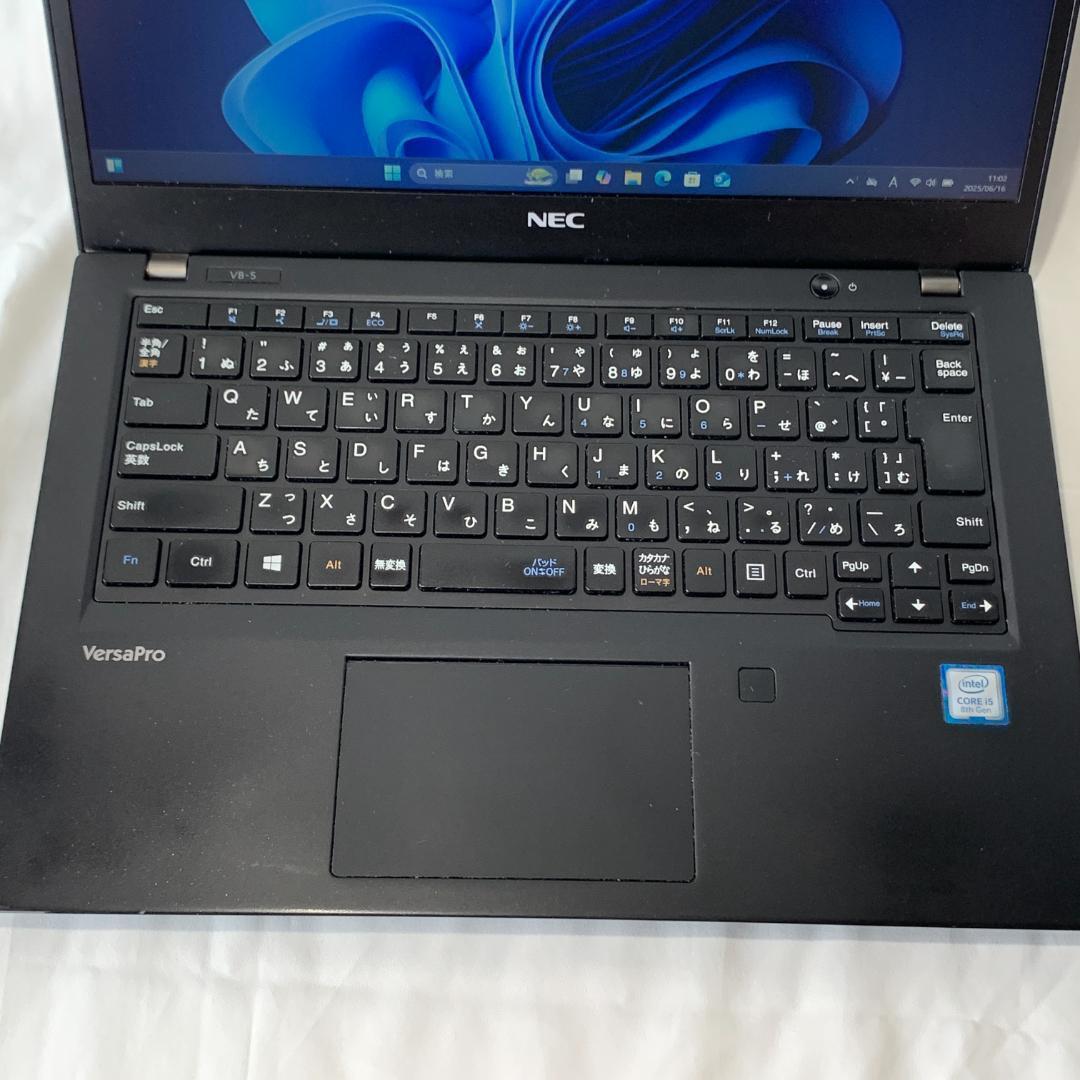 N04B【美品】NEC 13.3型/i5第8世代/8GB/256GB z