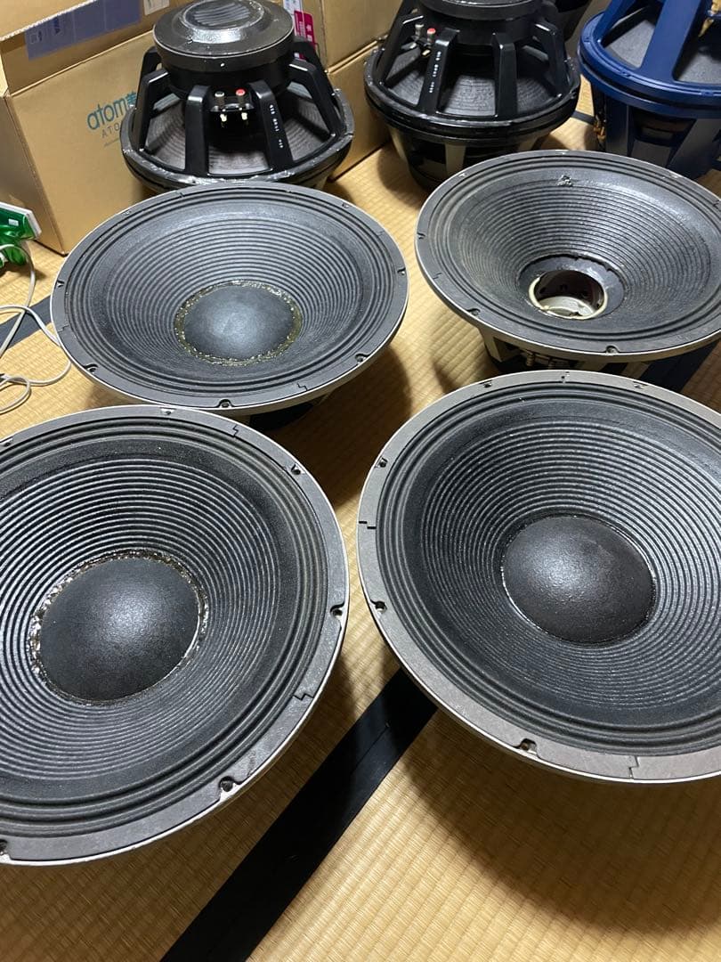 エレクトロボイス　EVX180