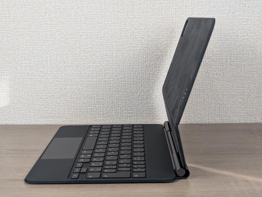 【美品】Apple iPad Magic Keyboard MXQT2J/A