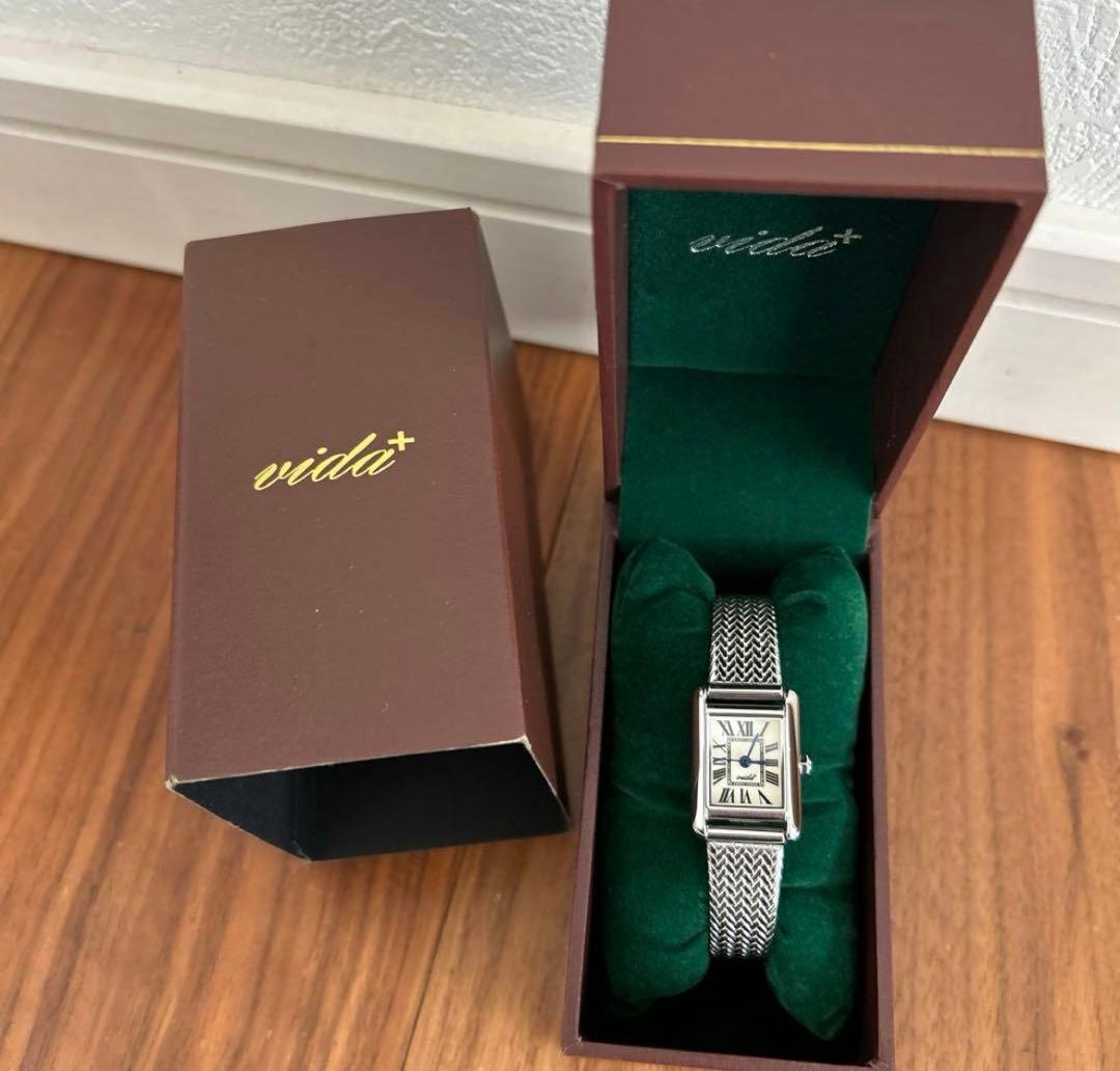 vida＋ ヴィーダプラス　腕時計