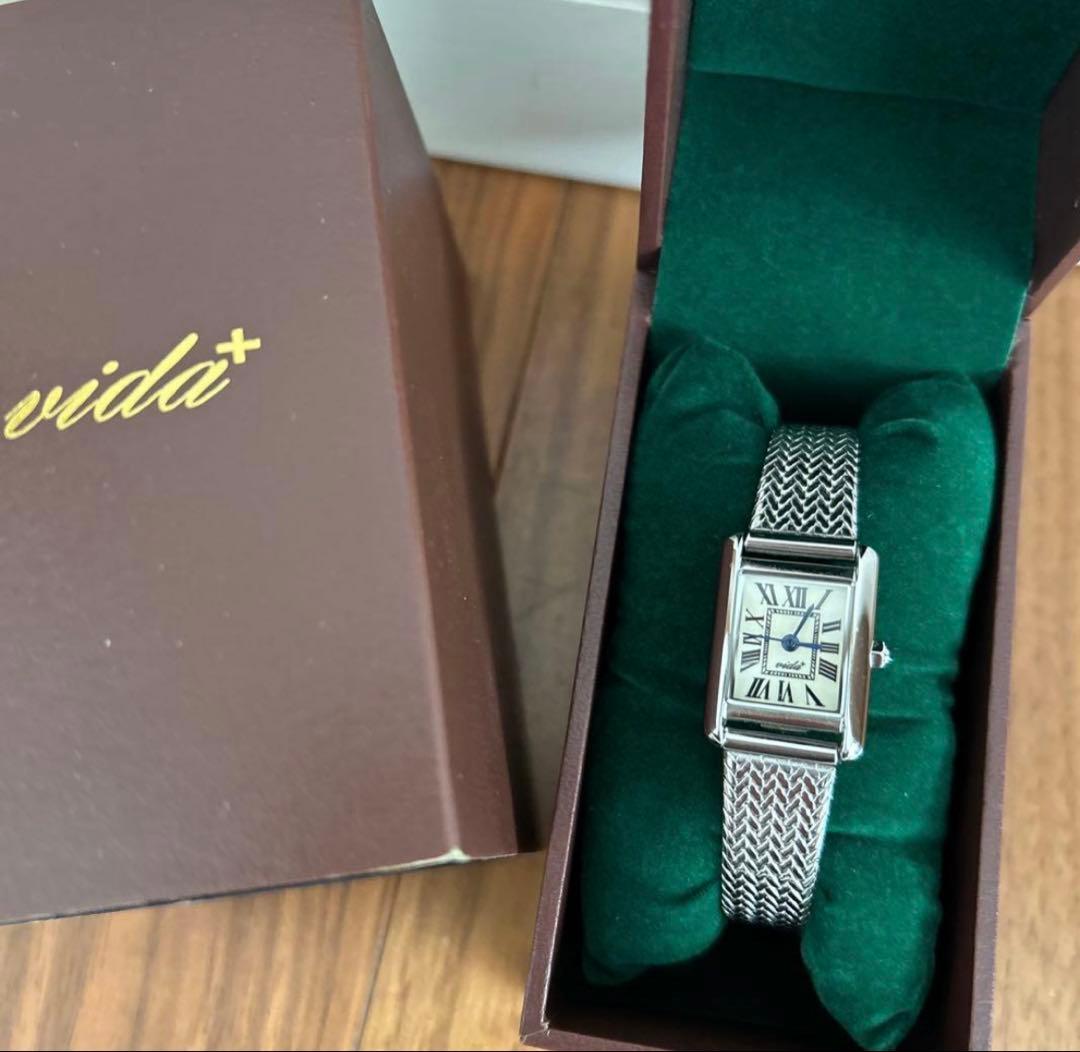 vida＋ ヴィーダプラス　腕時計