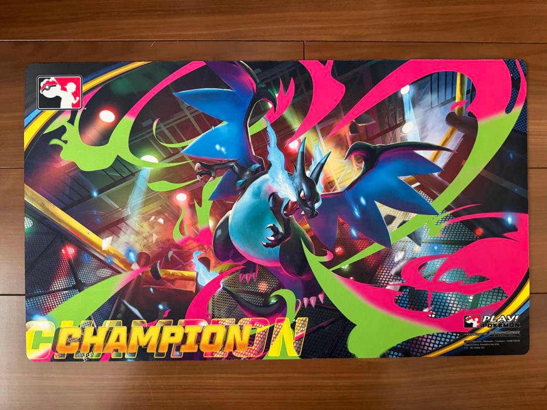 【国内未発売】メガリザードンX プレイマット　プレマ　海外正規品