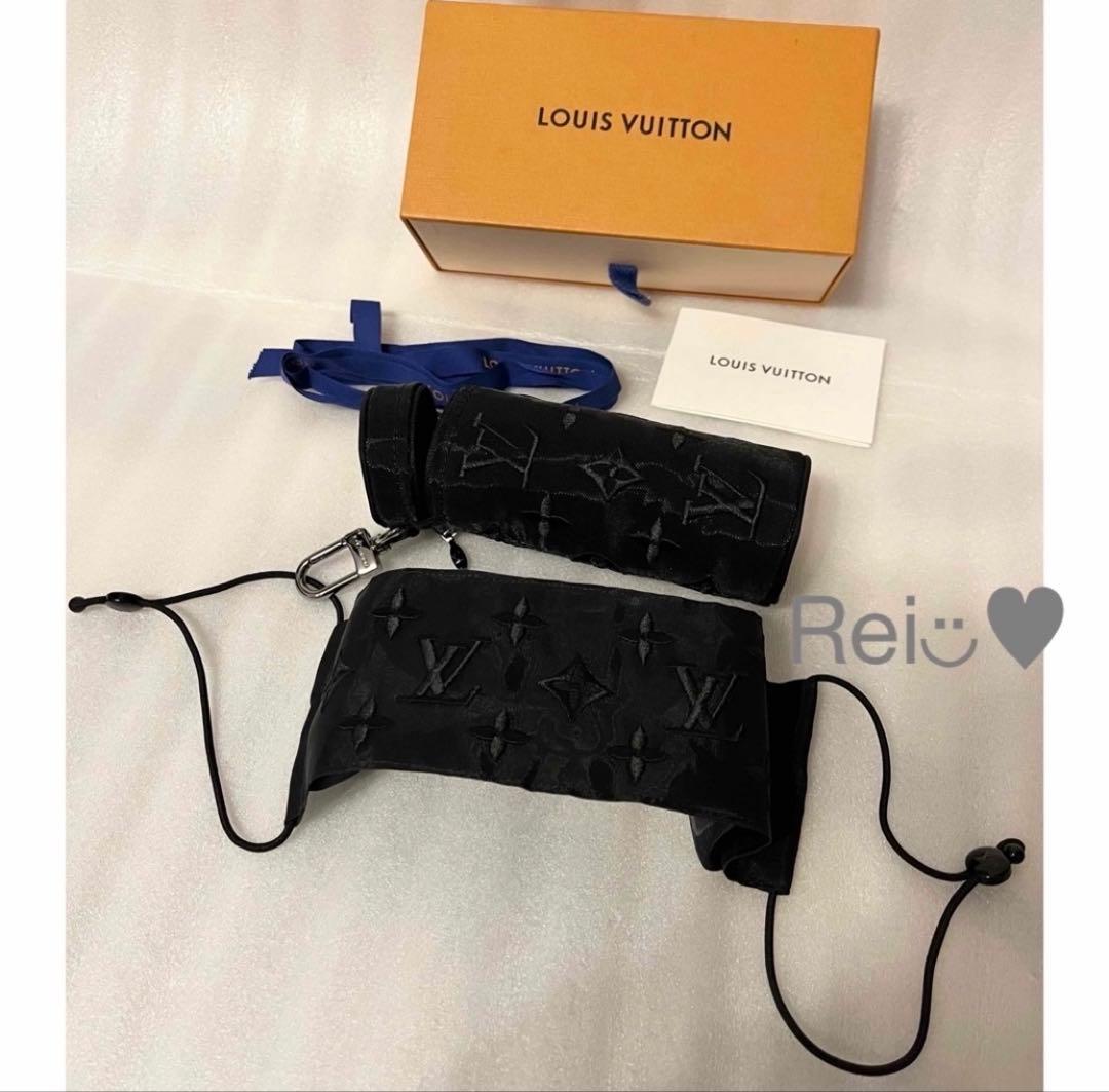 【未使用品】ルイヴィトン マスク ポーチセット