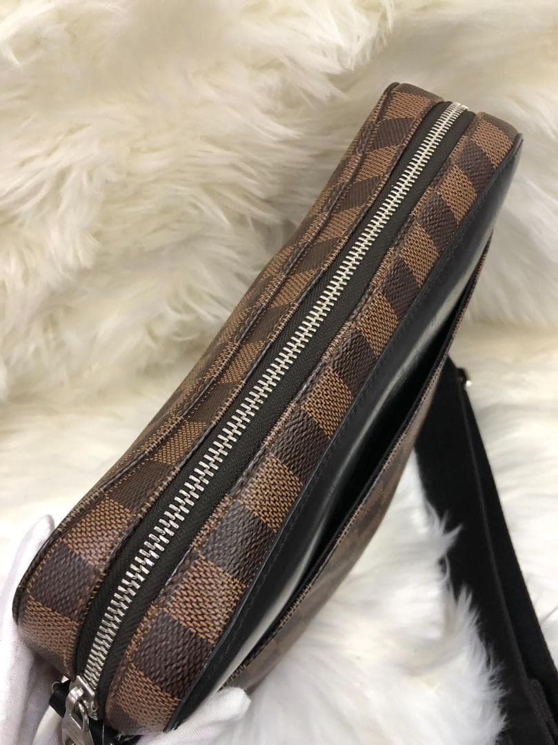 LOUIS VUITTON ルイヴィトン ダミエ ジェイクメッセンジャーPM