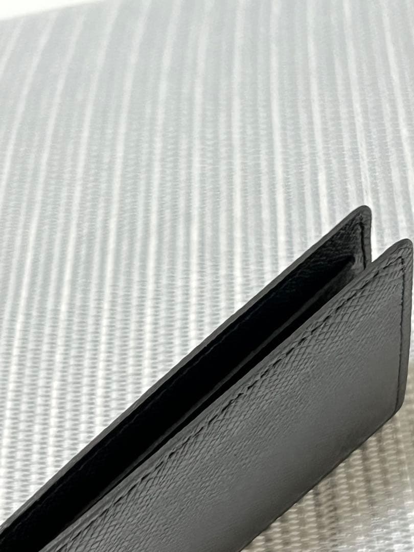 【美品】ルイヴィトン マネークリップ タイガ M62978 黒 ミニ財布