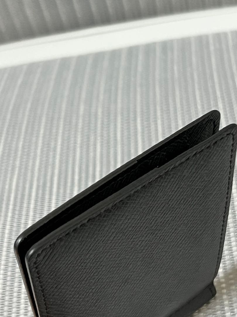 【美品】ルイヴィトン マネークリップ タイガ M62978 黒 ミニ財布