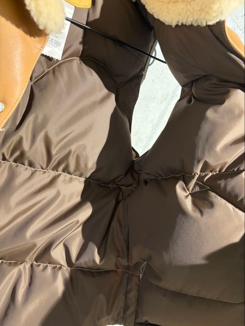 ロッキーマウンテン　フェザー　ダウンベスト