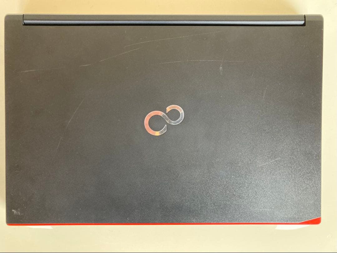 ノートPC 富士通A577 第7世代i5 SSD512 office2021