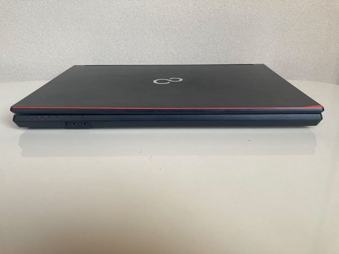 ノートPC 富士通A577 第7世代i5 SSD512 office2021