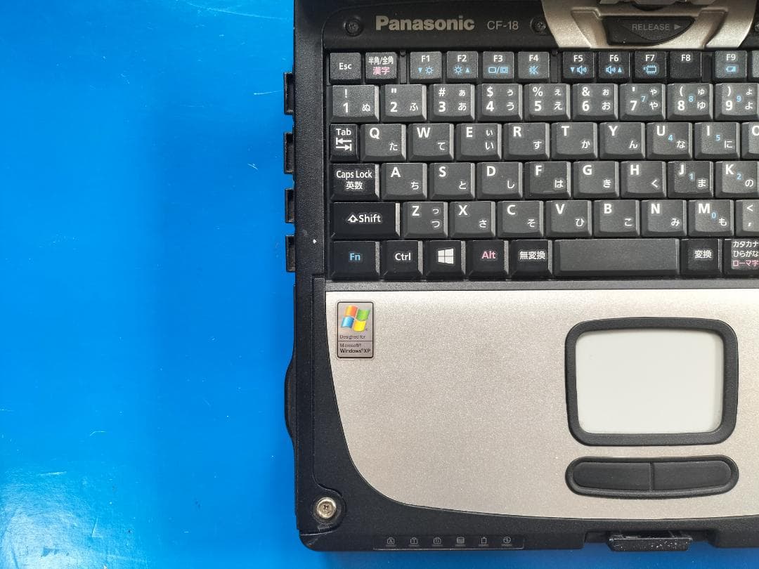 TOUGHBOOK CF-18 10.4型/落下や衝撃、水、埃に強い堅牢PC 2